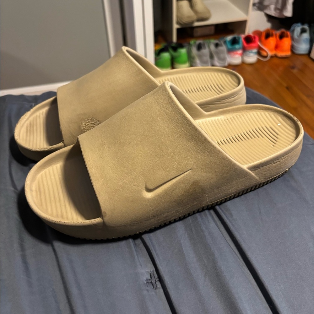 Nike Tan Slide Sandals - Picture 2 of 4